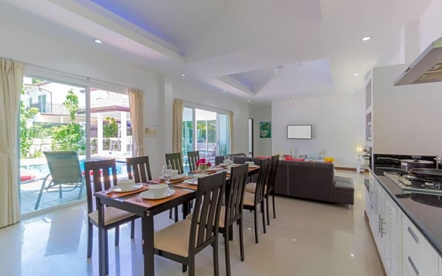 Private Pool Villa 4 bedrooms