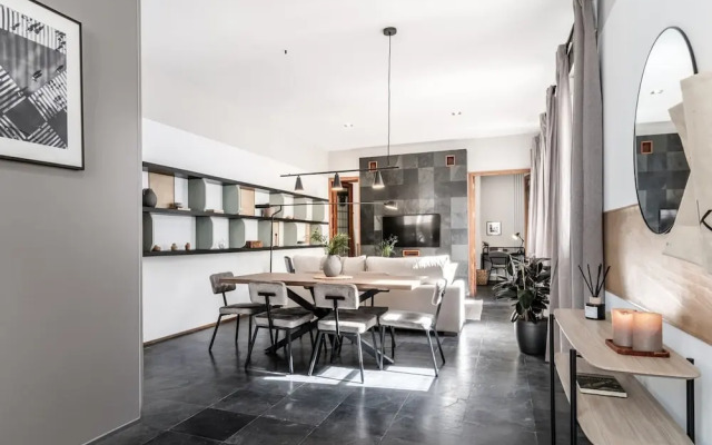 Monroe - 2 Bedrooms in Chueca