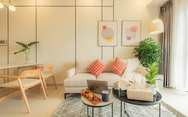 EEM Apartments Central