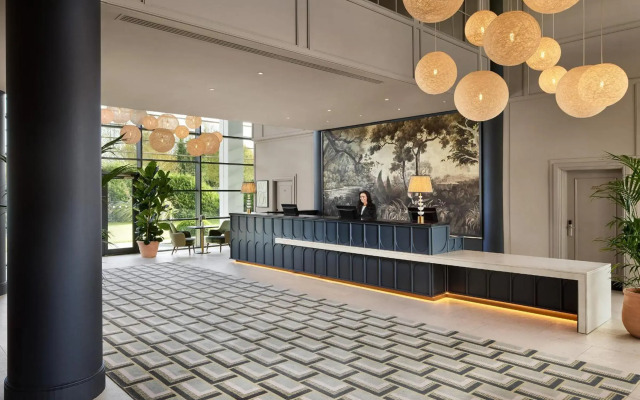 The Gateway Hotel
