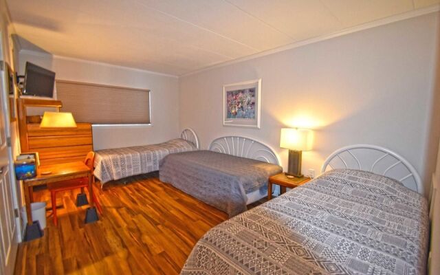 Constellation House 510 2 Bedroom Condo by RedAwning