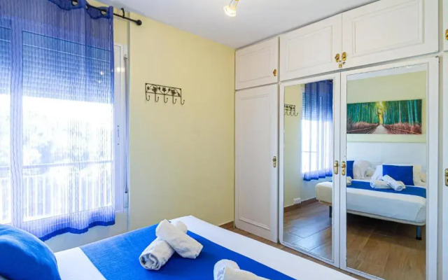 Sea And Pool Apartment 2