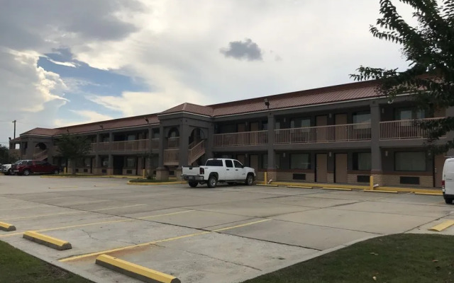 Super 8 Slidell