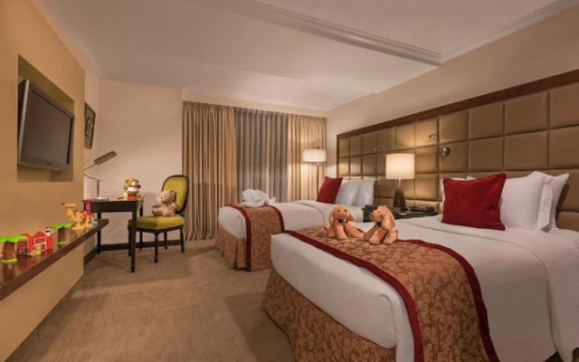 Discovery Suites