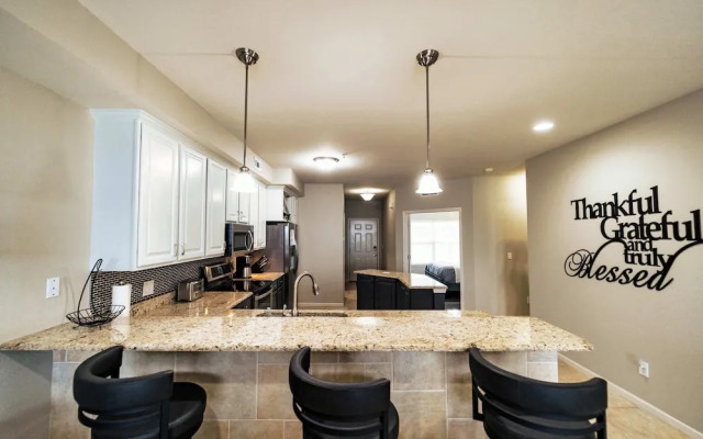 Happy Haven @ Lands End 3 BDR Resort Condo!