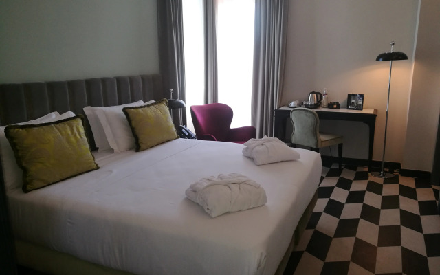 Otivm Hotel