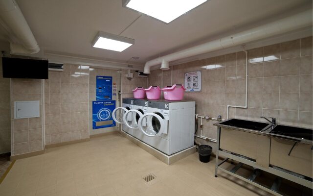 Business Tourist Hotel