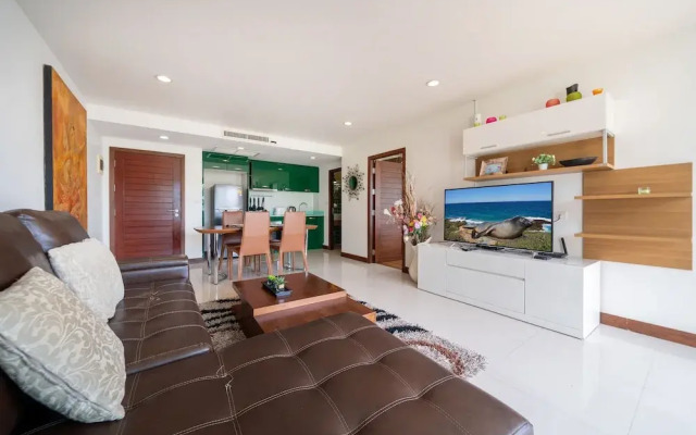 Karon ButterFly Sea View Apartment E106