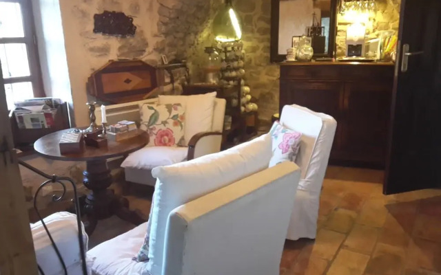 Chambre et table dhôtes le Roc sur lOrbieu