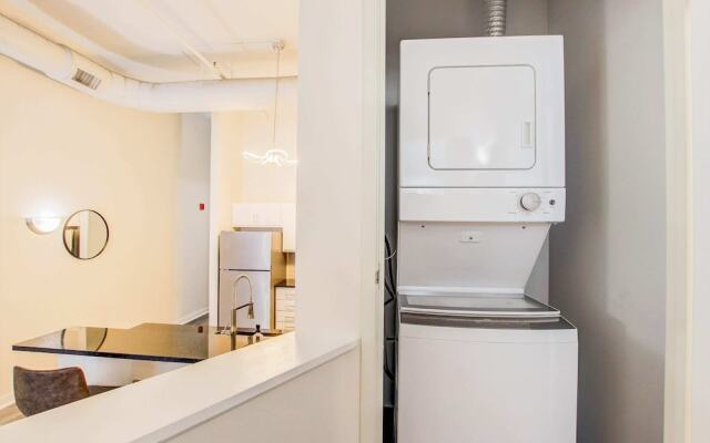TWO CozySuites Apt w Skybridge Access 3
