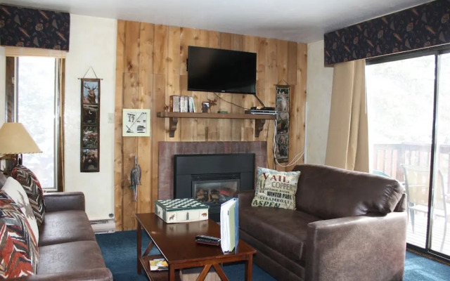 Four O'clock Lodge B14