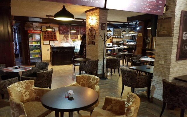 Livia Hotel