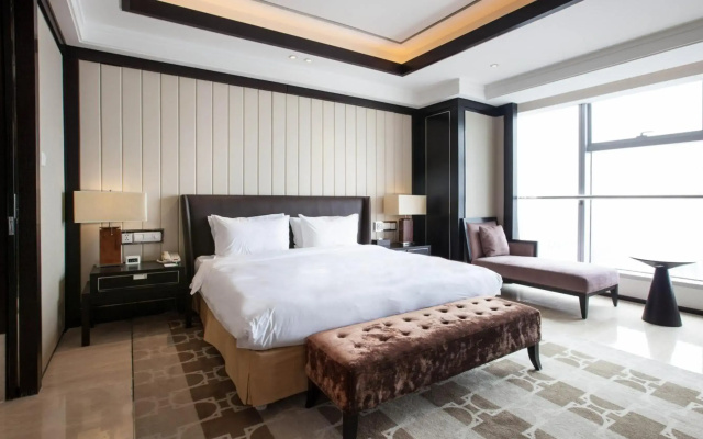 Holiday Inn Beijing Focus Square by IHG