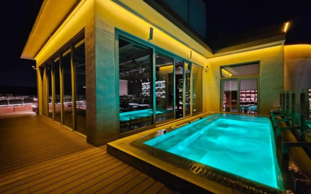 Beijing Wangfujing The Purple Horse Hotel