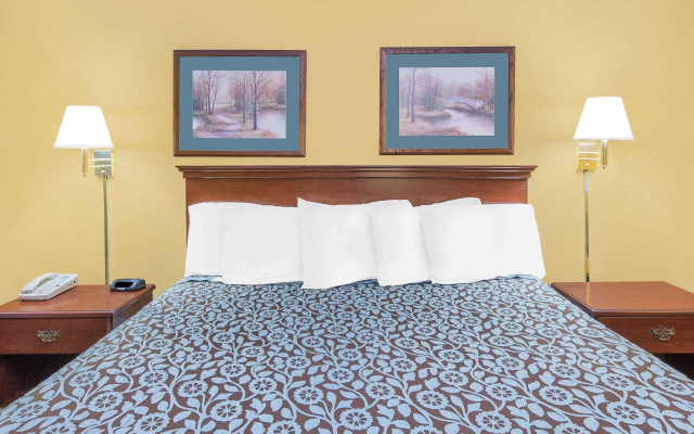 Days Inn North Little Rock East