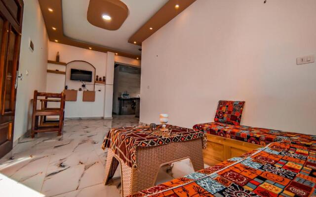Zarnouk beach house