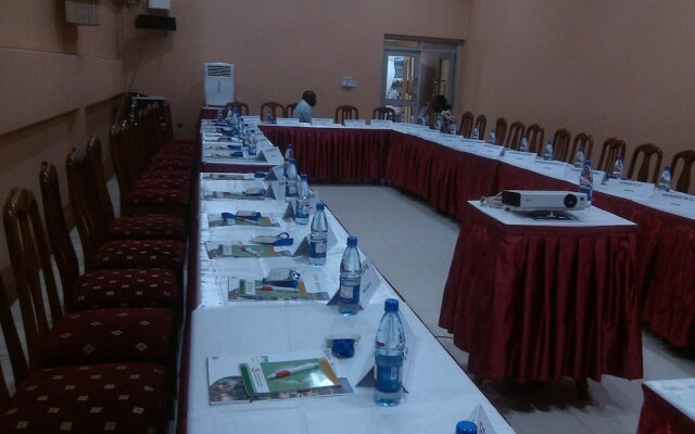 Entebbe Flight Motel