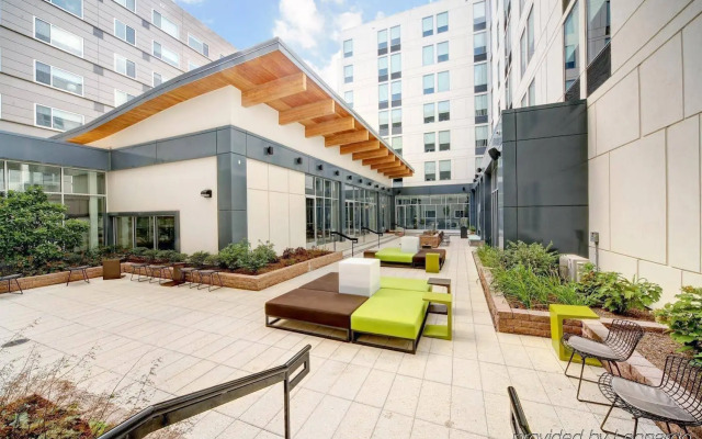 Aloft Arundel Mills BWI Airport