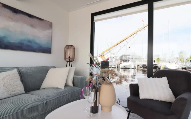 Houseboat in Lemmer With Harbor Views