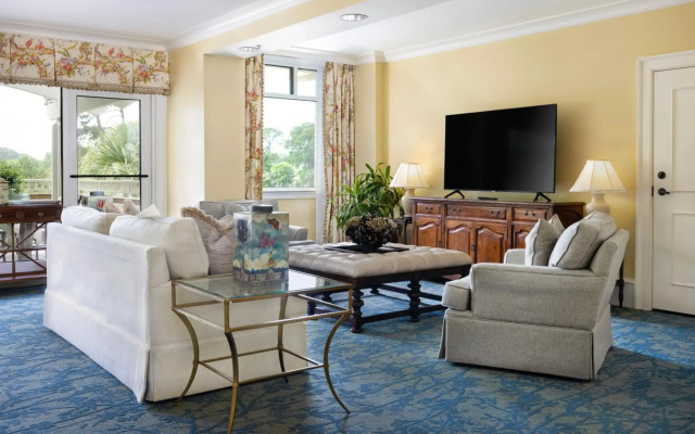 The Inn & Club at Harbour Town