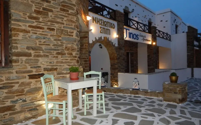 Tinos Suites & Apartments