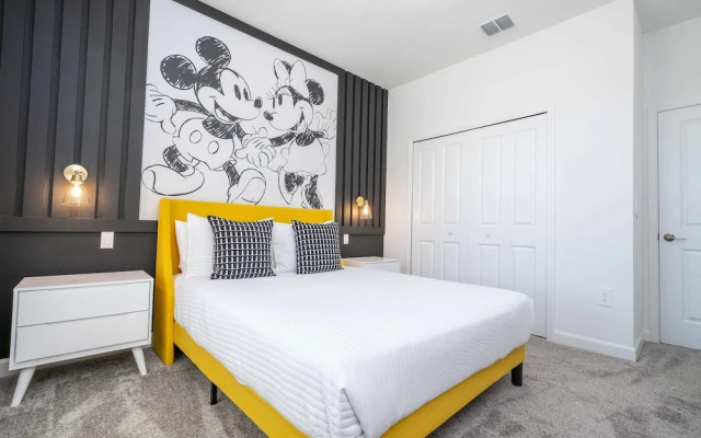 Stunning 5Bd Private Pool & Waterpark @ Champions Gate 8913