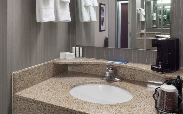 Courtyard Wichita East