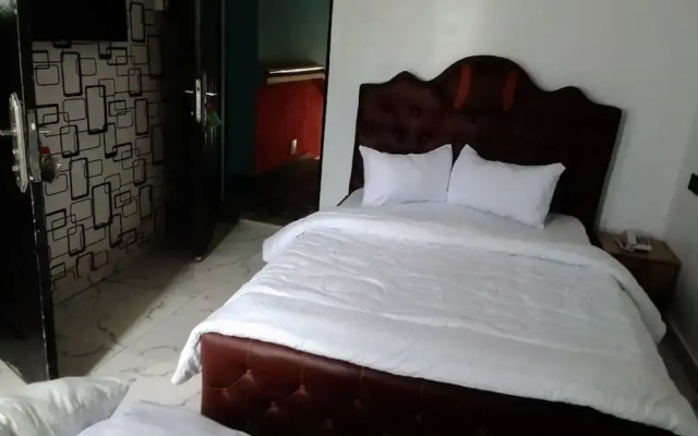 J Clay Hotels And Suites