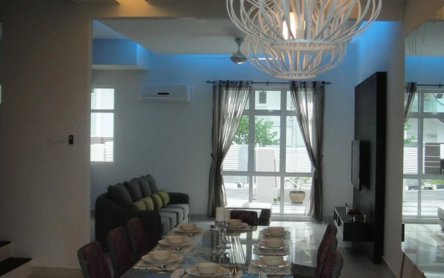 Shamrock Beach Villas Penang Seaview