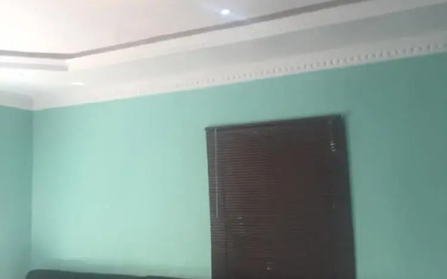 Palais Royale Hotel & Suites