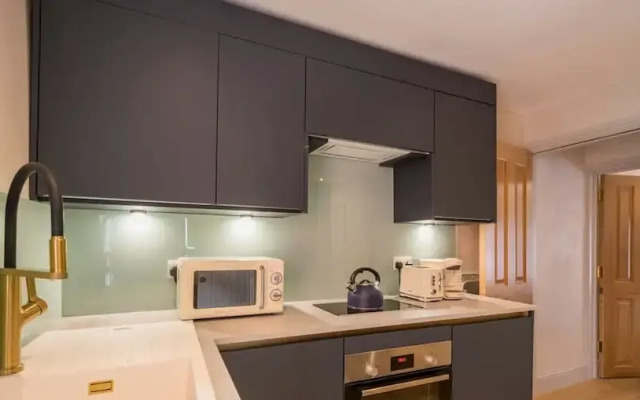 The Loft - 1 Bed Luxury Apartment With Bathtub