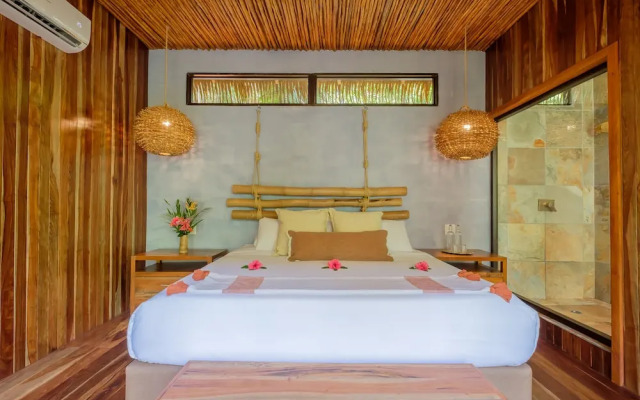 DuPlooys Jungle Lodge