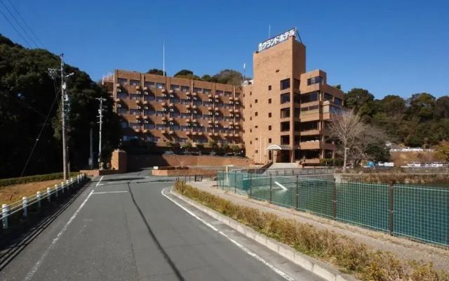 Toyokawa Grand Hotel