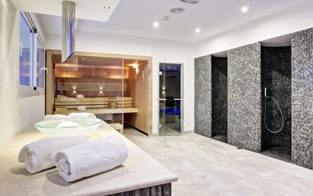 Grupotel Ibiza Beach Resort - Adults Only