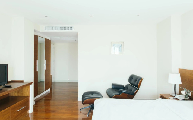 Thomson Residence Hotel