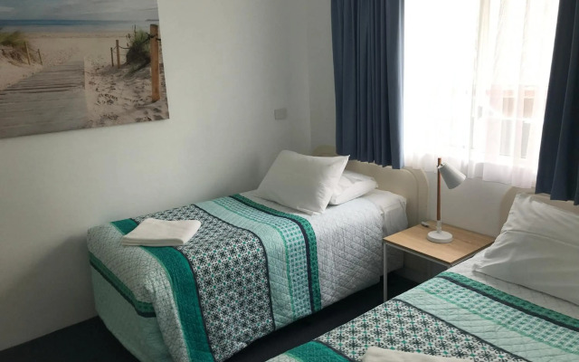 Mollymook Aquarius Apartments