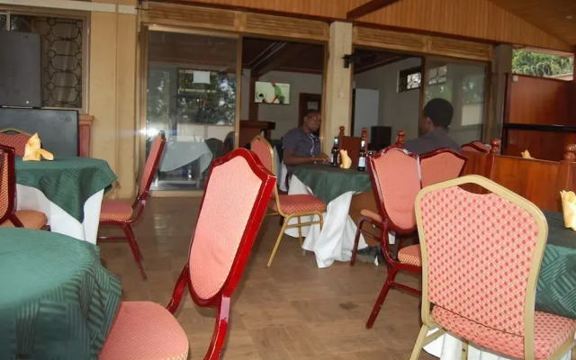 GoExpat Safaris