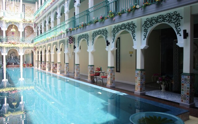 The Grand Morocc Hotel