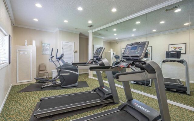 Club Destin Condos