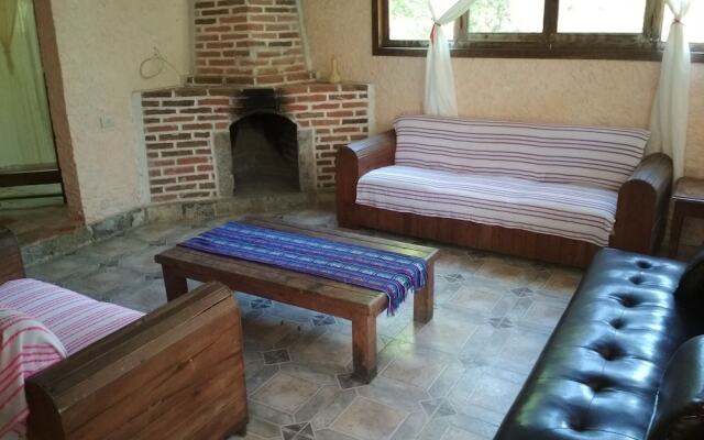 Hotel & Cabañas amara Café