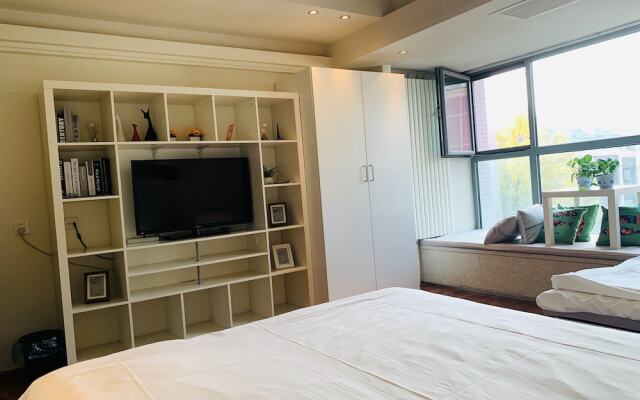 Fosen Suites at Seasons Park