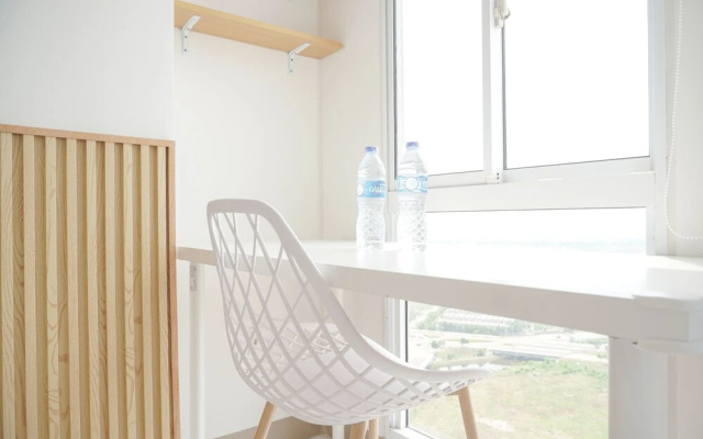Homey And Good Choice Studio Tokyo Riverside Pik 2 Apartment