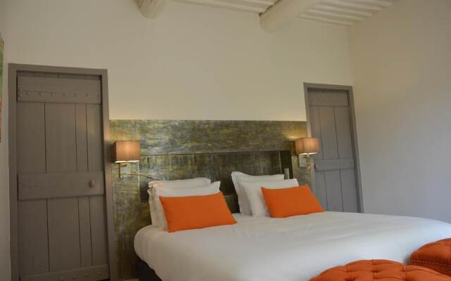 Le Clos D'Olea. Chambres d'hotes