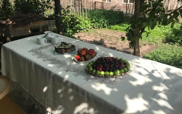 Aregak B&B and Tours