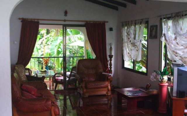 Papaya Guesthouse