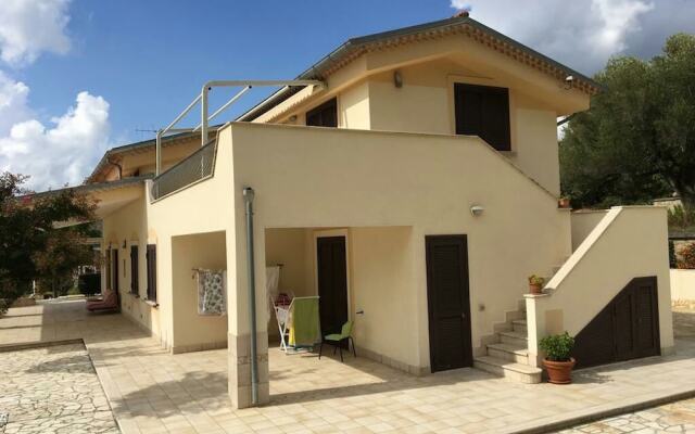 Holiday House In Palinuro