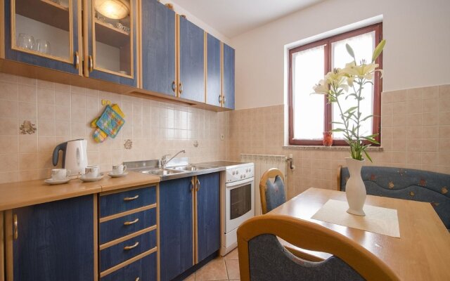 Apartments Folo
