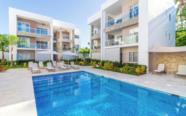 Modern 2BR Apartment - Paseo del Mar