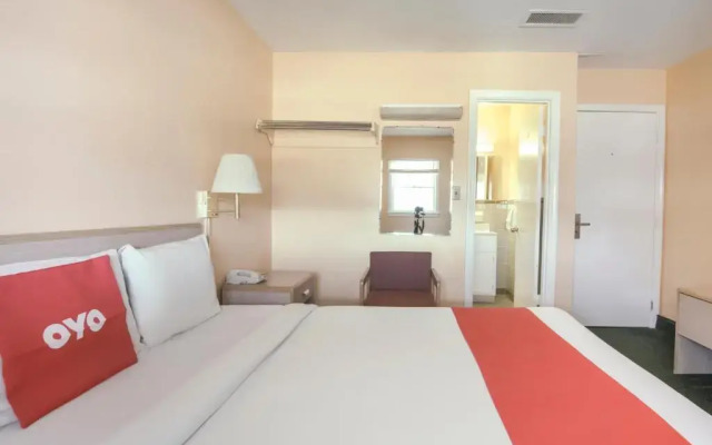 OYO Hotel Durham West Hills