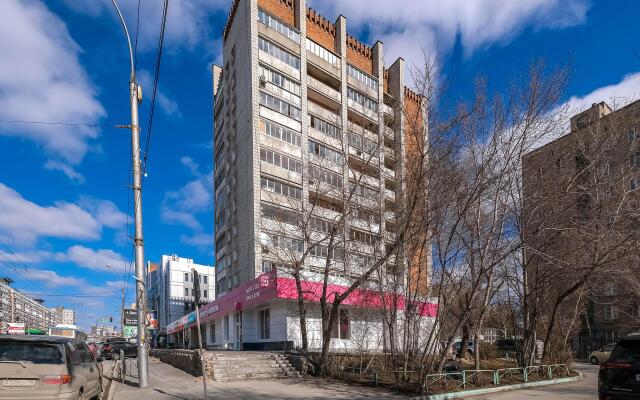 В гости на улице Челюскинцев 14/1